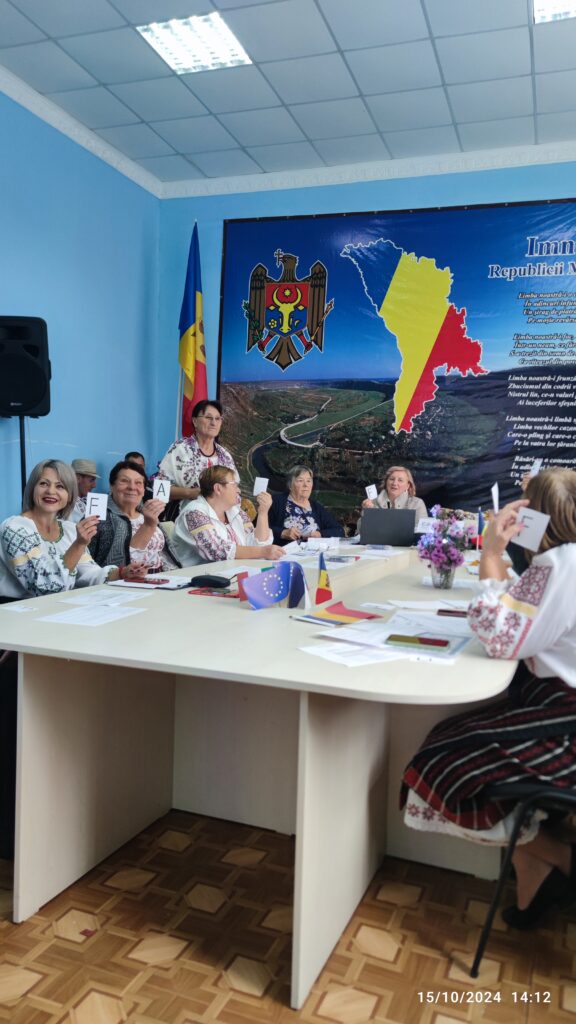 Ziua Europei la Albineț: Dialog, Artă și Comunitate în cadrul Clubului de Discuție